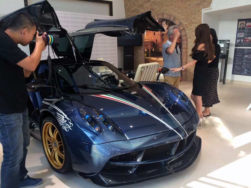 帕加尼huayra dinastia限量版售2900万